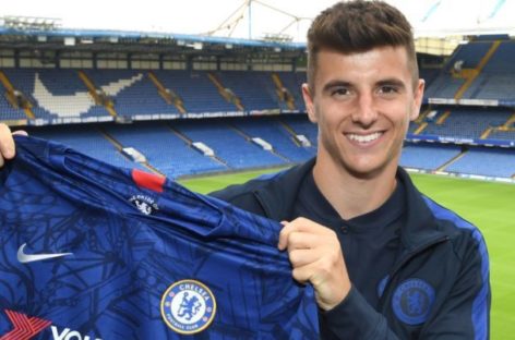 SLUŽBENO: Mount potpisao novi ugovor!